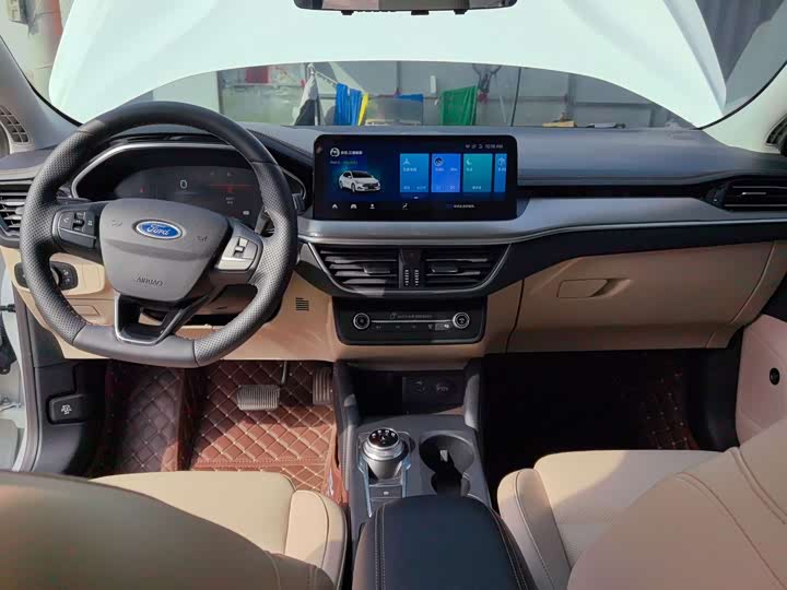 Фото 5 - Ford Focus