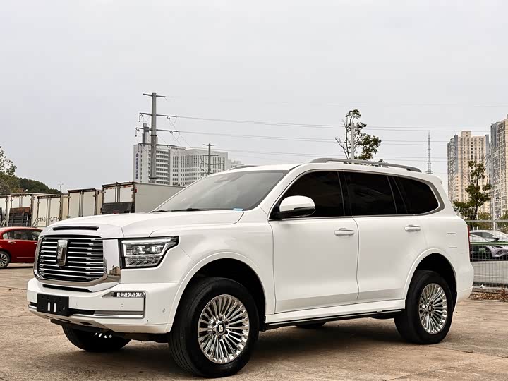 Фото 1 - Tank 500 Hybrid