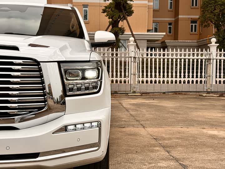 Фото 10 - Tank 500 Hybrid