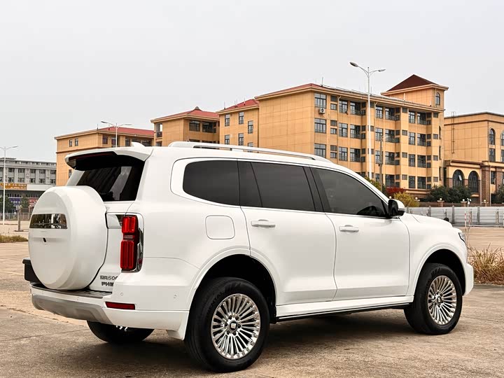 Фото 7 - Tank 500 Hybrid