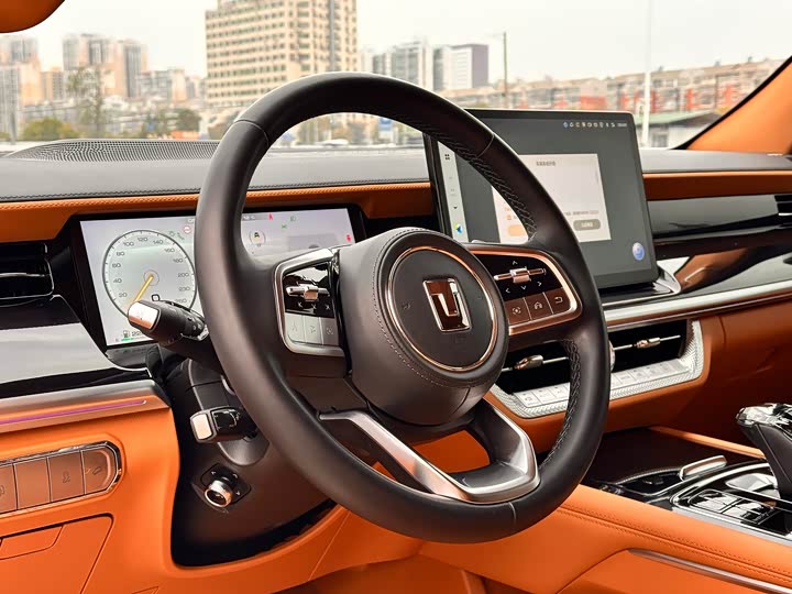 Фото 9 - Tank 500 Hybrid