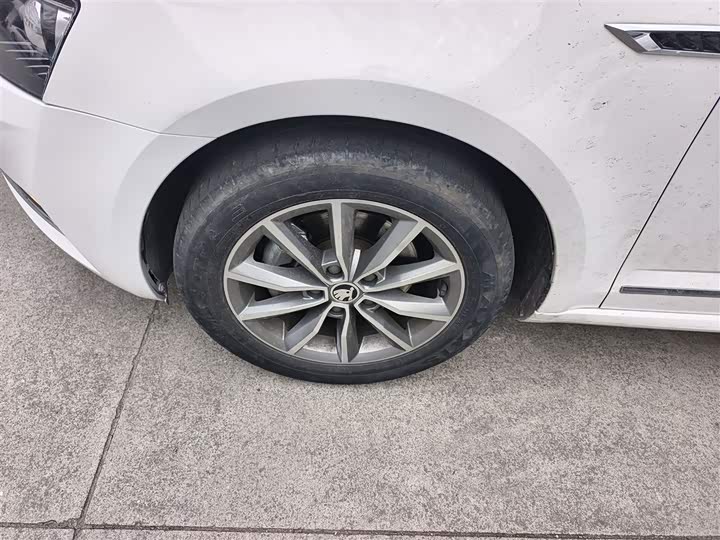 Фото 23 - Skoda Octavia Pro