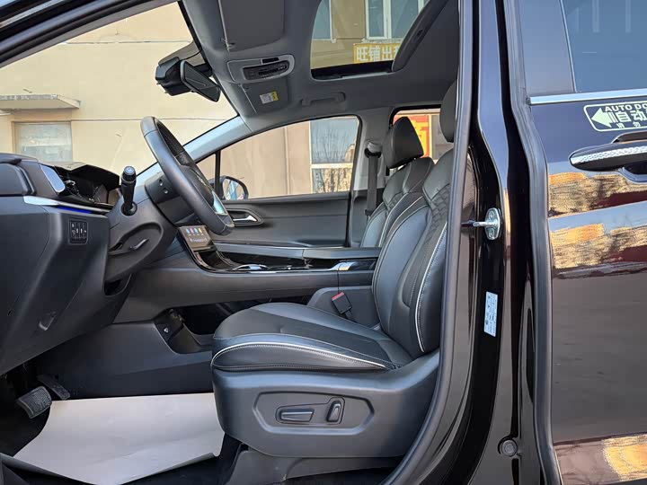 Фото 11 - Hyundai Custo