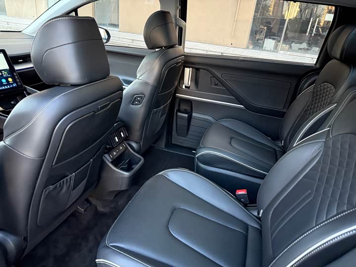 Фото 14 - Hyundai Custo