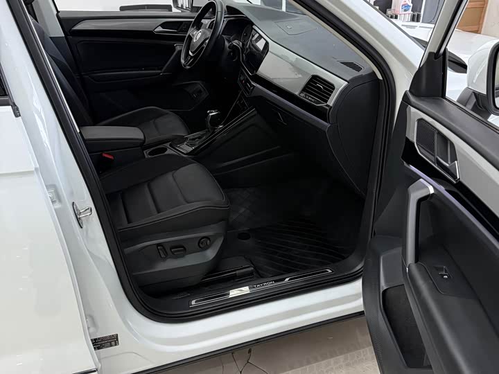 Фото 14 - Volkswagen Tayron