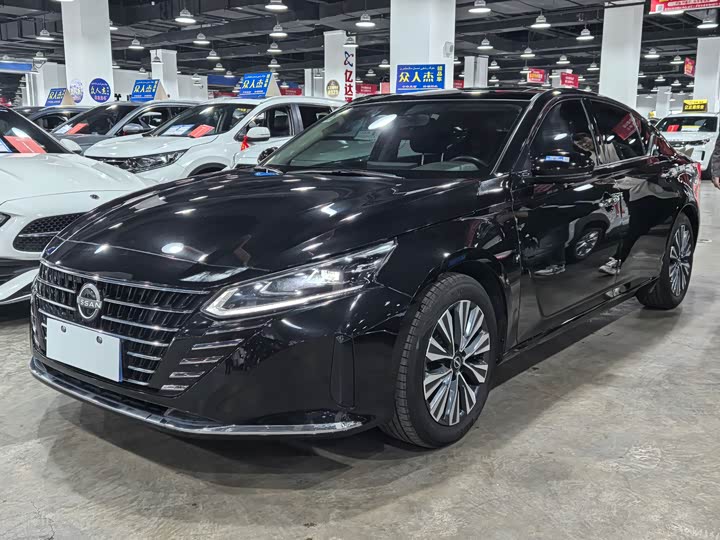 Фото 3 - Nissan Teana