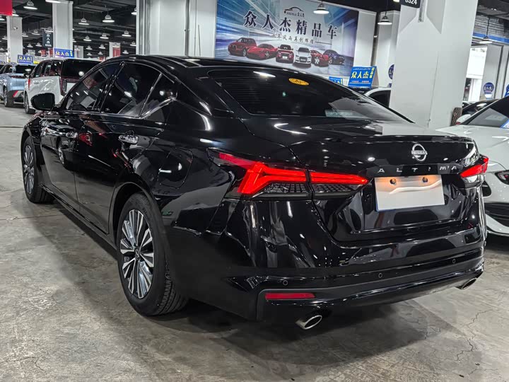 Фото 6 - Nissan Teana