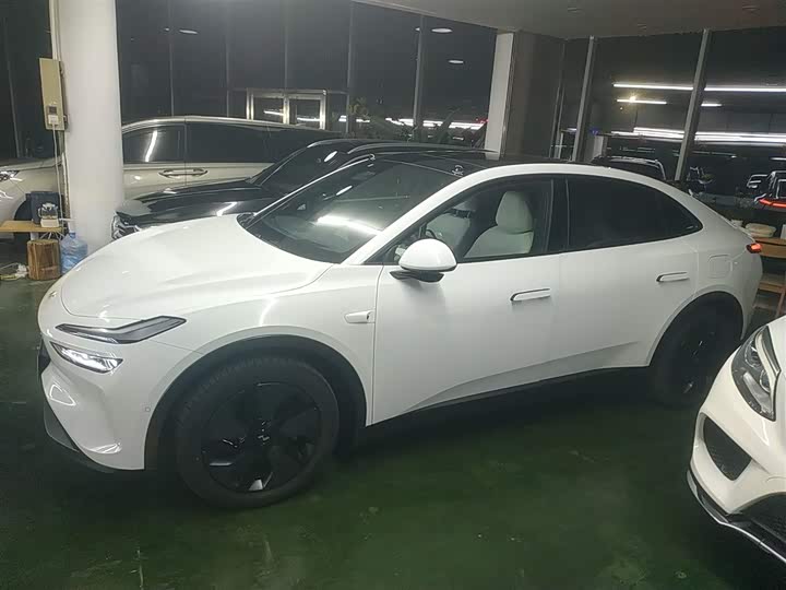 Фото 5 - Nio Onvo L60