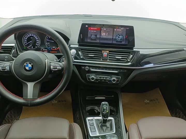 Фото 12 - BMW 1 Series