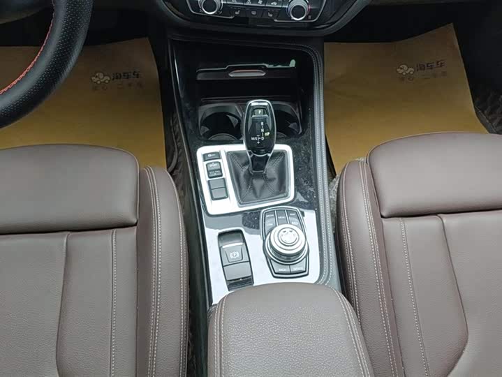 Фото 16 - BMW 1 Series