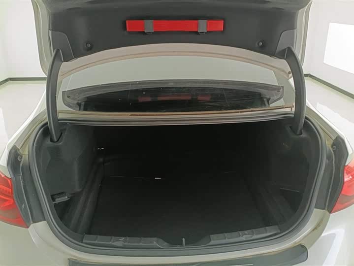 Фото 4 - BMW 1 Series