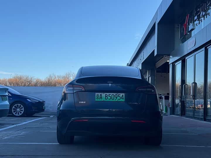 Фото 21 - Tesla Model Y