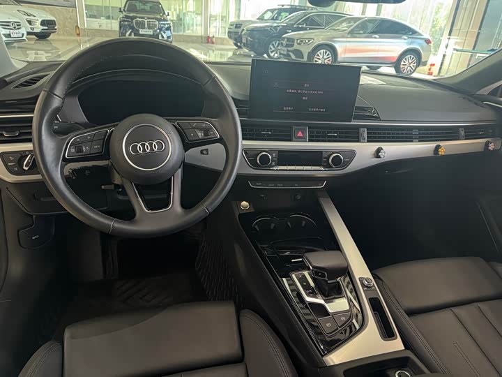 Фото 5 - Audi A5