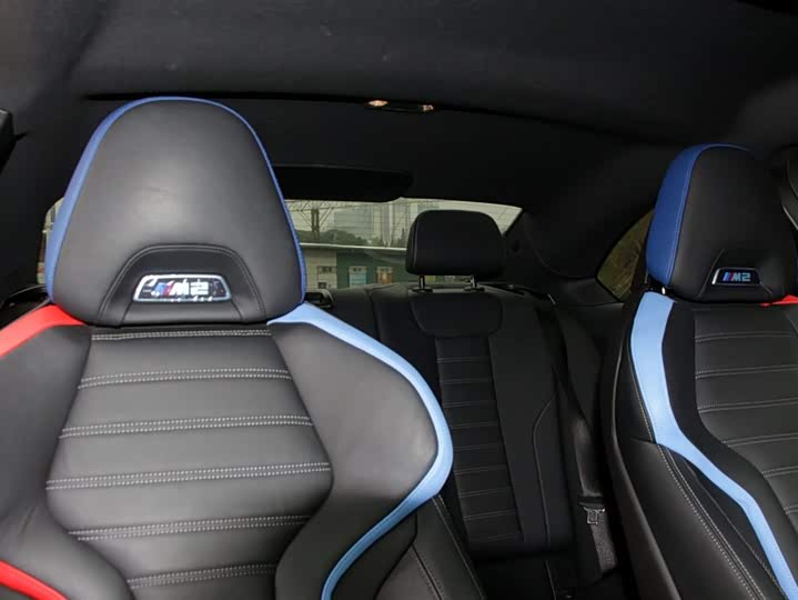 Фото 17 - BMW M2