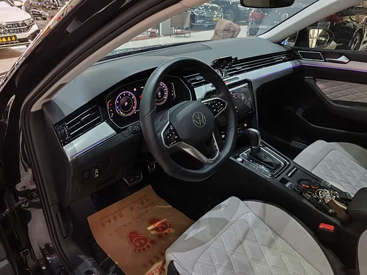 Фото 4 - Volkswagen Magotan