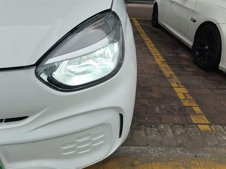 Фото 24 - Roewe Clever