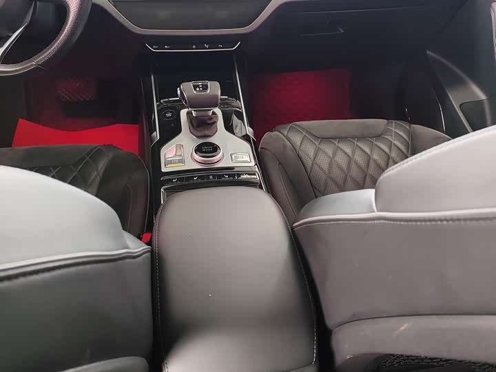 Фото 8 - Hongqi HS5