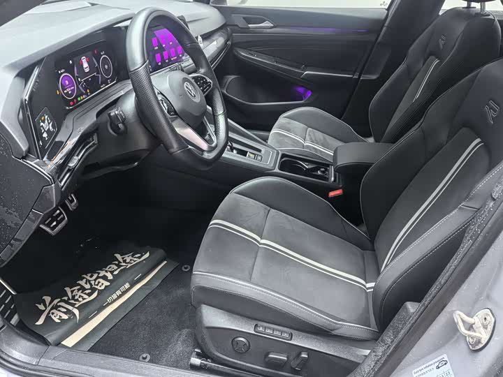 Фото 6 - Volkswagen Golf