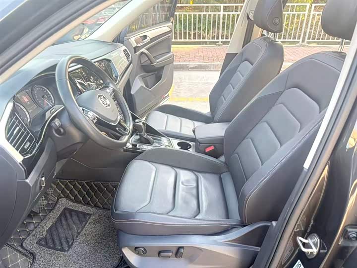 Фото 4 - Volkswagen Tayron