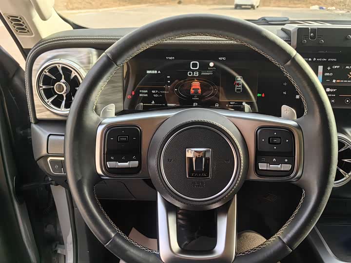 Фото 10 - Tank 300