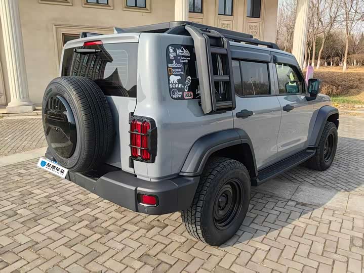 Фото 13 - Tank 300