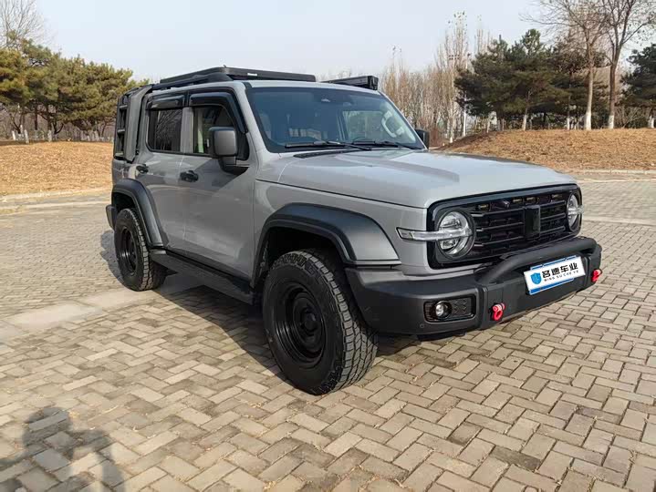 Фото 2 - Tank 300