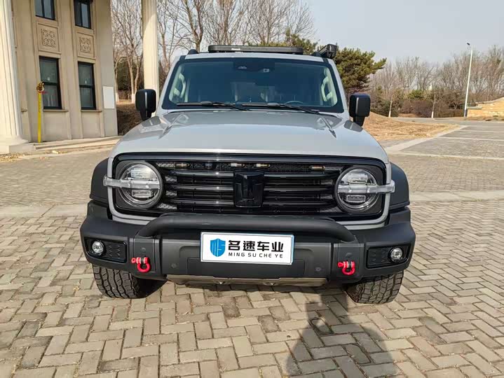 Фото 3 - Tank 300