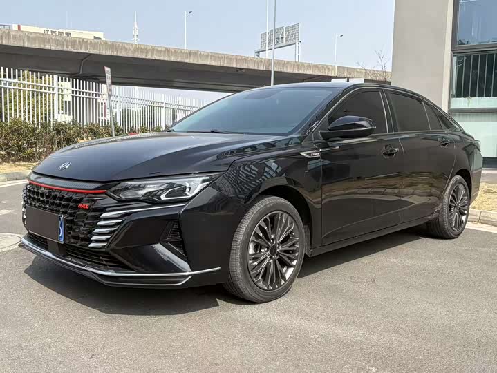 Фото 1 - Dongfeng Aeolus Yixuan Max