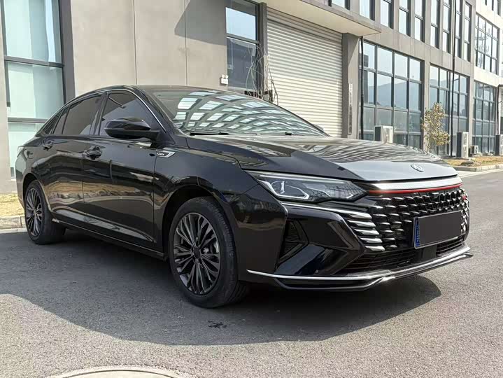 Фото 3 - Dongfeng Aeolus Yixuan Max