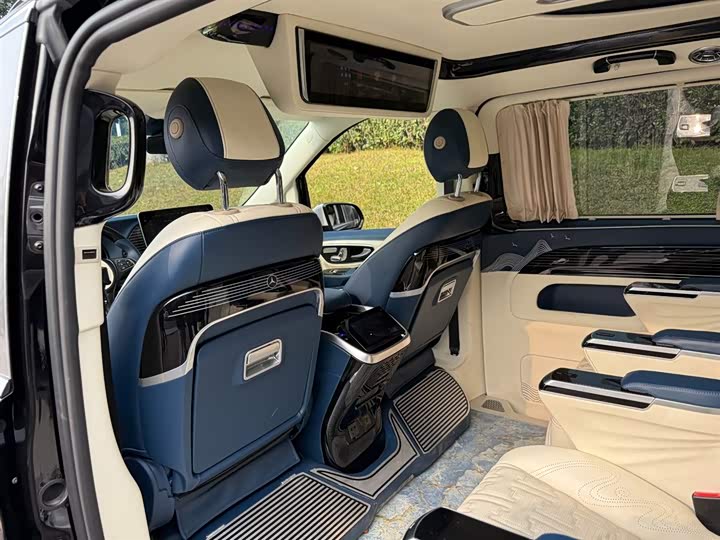 Фото 9 - Mercedes-Benz Vito