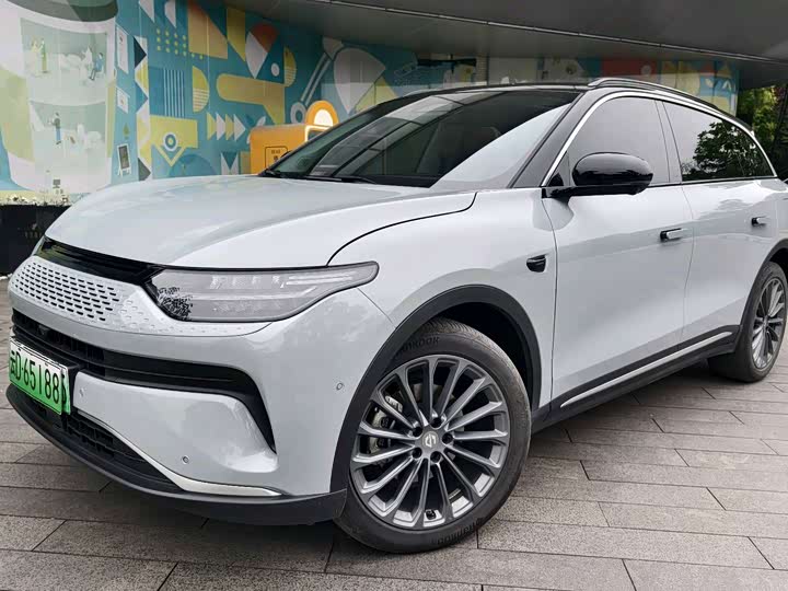 Фото 1 - Leapmotor C11