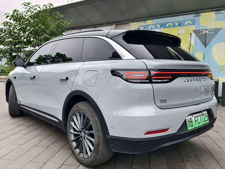 Фото 2 - Leapmotor C11