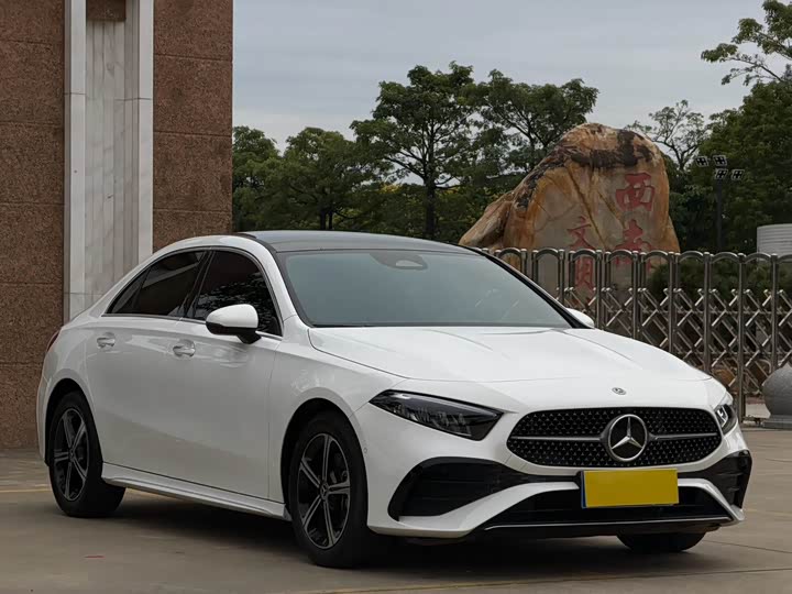 Фото 3 - Mercedes-Benz A-Class
