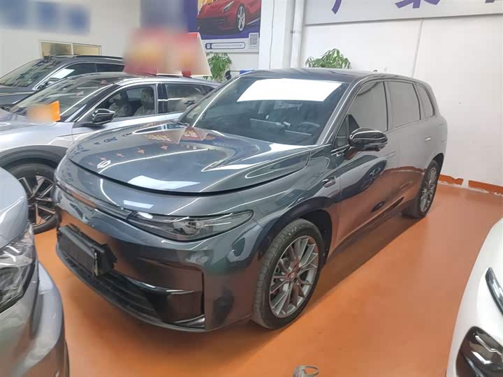 Фото 1 - Leapmotor C10