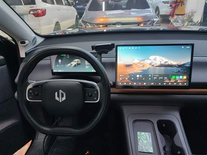 Фото 10 - Leapmotor C10