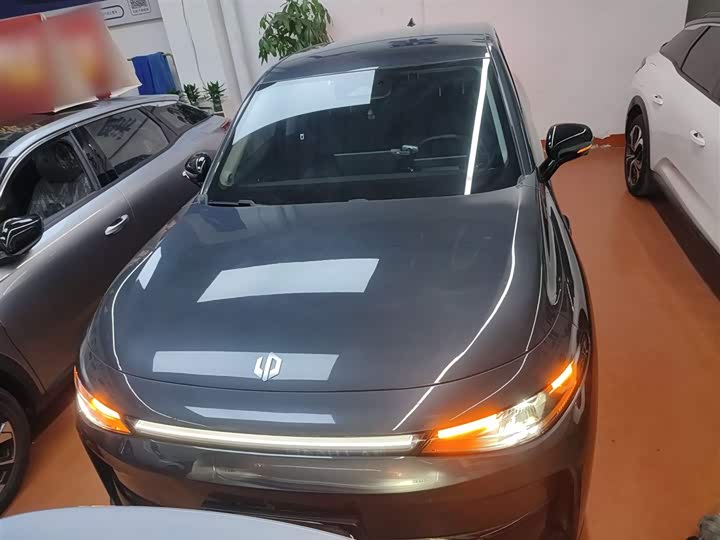 Фото 3 - Leapmotor C10