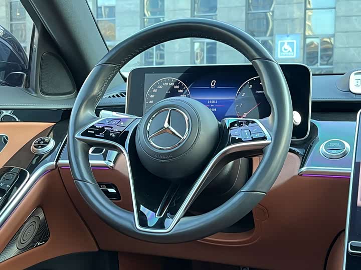 Фото 10 - Mercedes-Benz S-Class