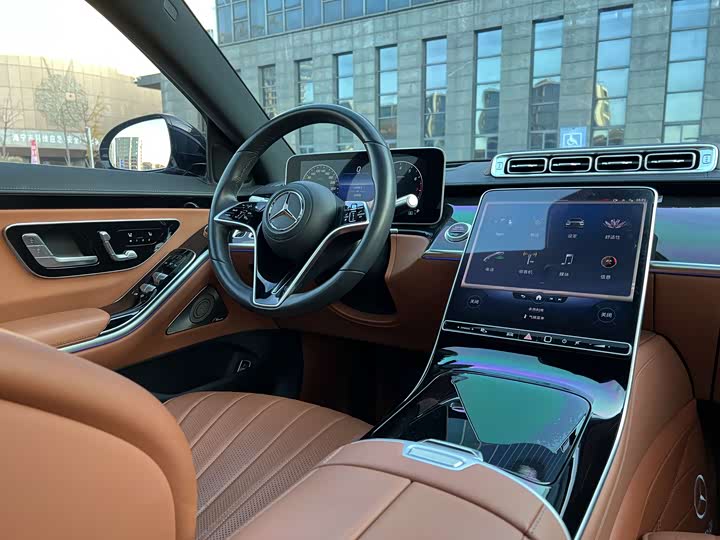 Фото 11 - Mercedes-Benz S-Class