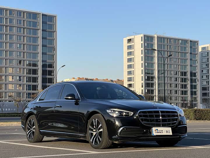 Фото 3 - Mercedes-Benz S-Class