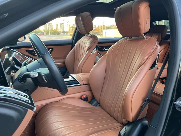 Фото 9 - Mercedes-Benz S-Class