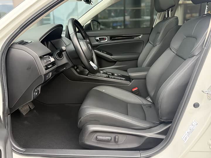 Фото 14 - Honda Civic