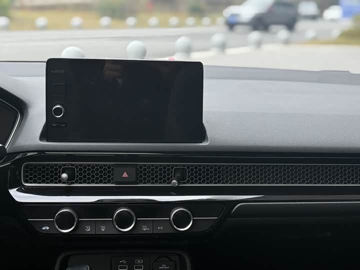 Фото 17 - Honda Civic