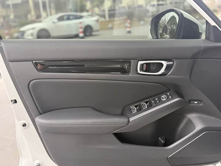 Фото 20 - Honda Civic