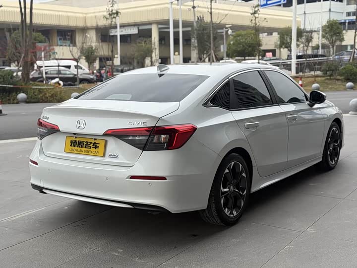 Фото 7 - Honda Civic