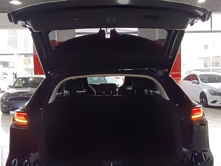 Фото 19 - Changan UNI-K