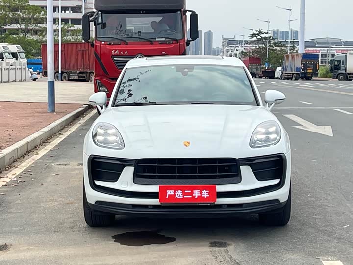 Фото 2 - Porsche Macan
