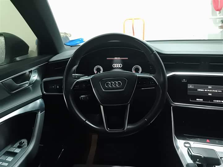 Фото 11 - Audi A6L