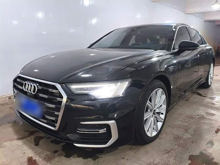 Фото 2 - Audi A6L