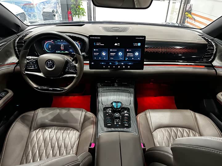 Фото 11 - BYD Han