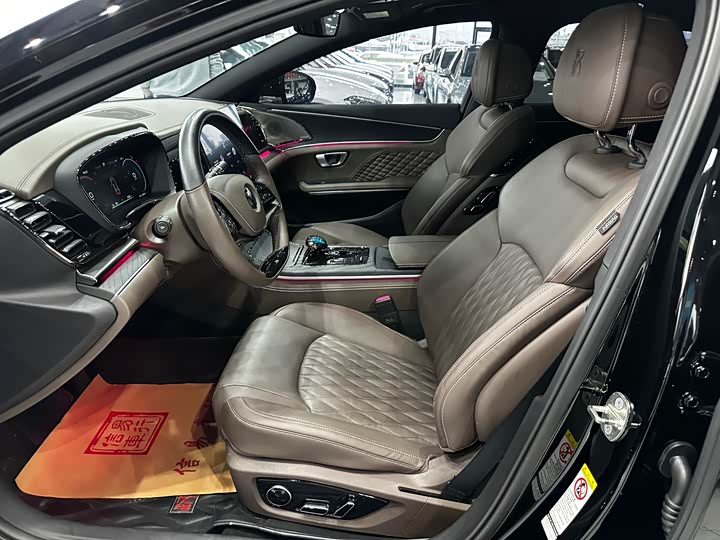 Фото 12 - BYD Han